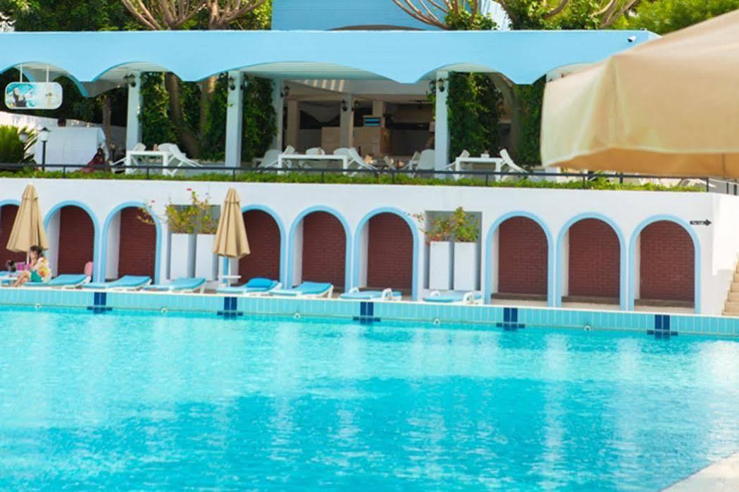 Büyük Anadolu Girne Hotel Exterior foto