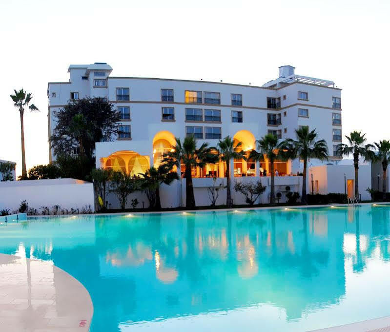 Büyük Anadolu Girne Hotel Exterior foto